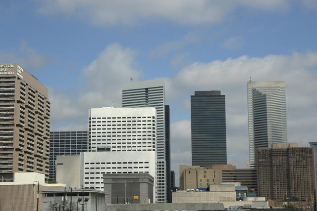 ../pictures/downtown_Houston13.jpg