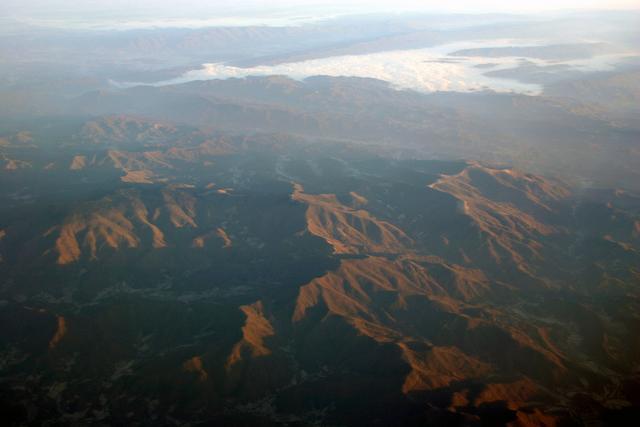 ../pictures/from_plane5.jpg