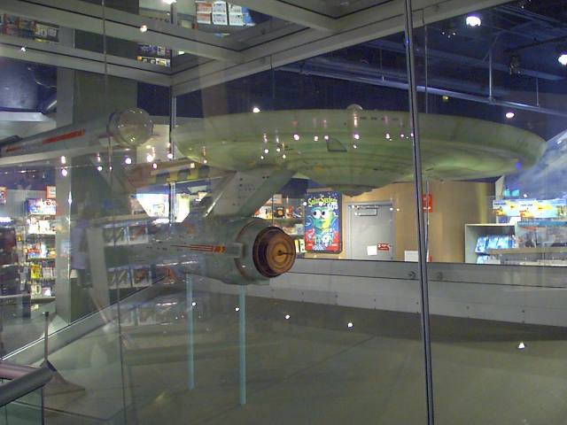 ../pictures/Enterprise_at_Air_and_space_museum.jpg